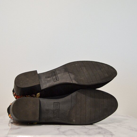 KENNETH COLE REACTION | BLACK EMBELLISHED ANKLE BOOTS - Picture 4 of 7